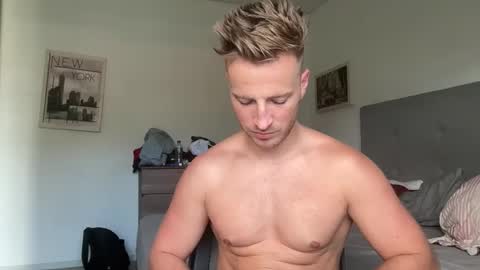 Snapshot of hanzlagerfelt chatting on 09-14-25, 05:23 hanzlagerfelt online show from 09-14-25, 05:23