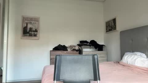 Snapshot of hanzlagerfelt chatting on 10-02-25, 07:54 hanzlagerfelt online show from 10-02-25, 07:54