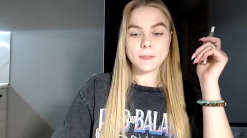 Snapshot of happy_fox_ chatting on 12-27-24, 09:43 happy_fox_ online show from 12-27-24, 09:43