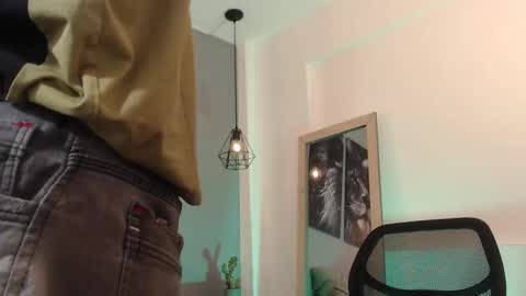 happy_hot7 online show from 02-14-25, 03:22