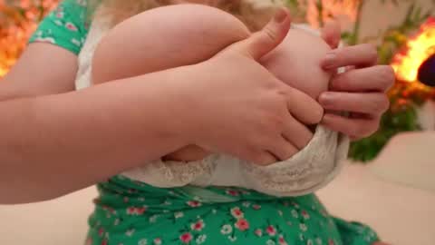 Snapshot of happyalice chatting on 02-19-26, 05:53 HappyAlice online show from 02-19-26, 05:53