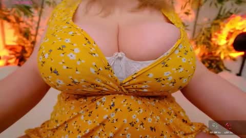 Snapshot of happyalice chatting on 03-04-26, 06:03 HappyAlice online show from 03-04-26, 06:03