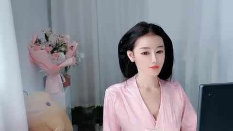 Snapshot of happyflower802318 chatting on 04-26-26, 02:53 Daisy online show from 04-26-26, 02:53