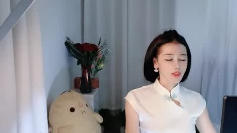 Snapshot of happyflower802318 chatting on 05-03-26, 02:45 Daisy online show from 05-03-26, 02:45