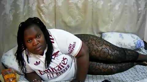 happysonia online show from 05-25-26, 10:21