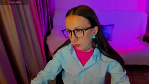 Stephanie online show from 01-07-26, 06:32