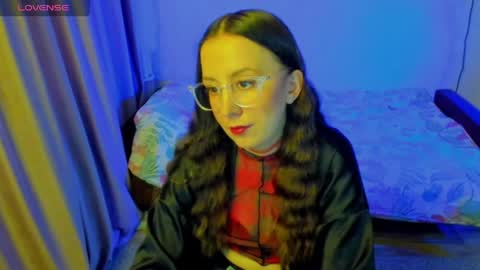 Stephanie online show from 06-01-26, 05:25