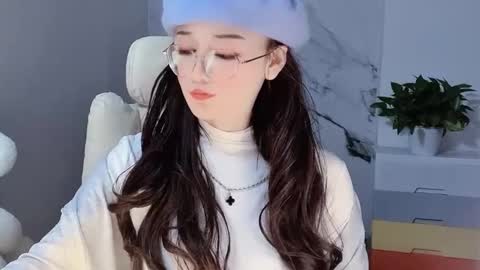 Daisy online show from 12-08-24, 05:33