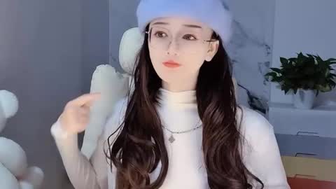 Daisy online show from 12-11-24, 01:17