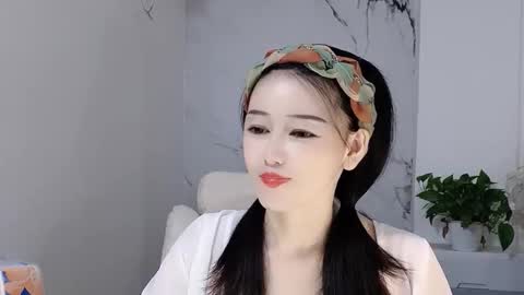 Daisy online show from 09-11-25, 02:44