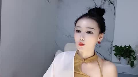 Daisy online show from 09-17-25, 06:04