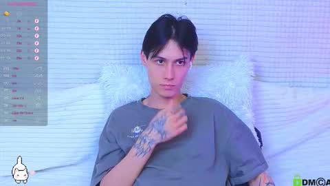 Mark online show from 10-23-25, 03:17