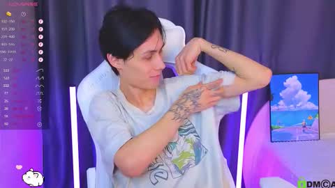 Mark online show from 12-04-25, 07:44