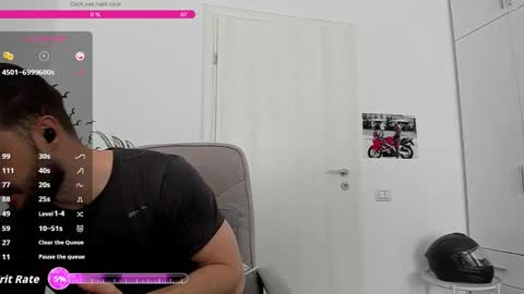 Snapshot of hard_chriss chatting on 04-24-26, 06:27 Hard Cock online show from 04-24-26, 06:27