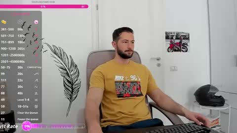 Snapshot of hard_chriss chatting on 05-19-26, 06:20 Hard Cock online show from 05-19-26, 06:20
