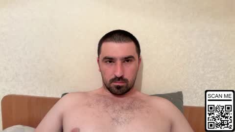 Snapshot of hard_to_obey chatting on 05-18-26, 07:20 Vadim online show from 05-18-26, 07:20