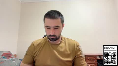 Snapshot of hard_to_obey chatting on 05-23-26, 11:25 Vadim online show from 05-23-26, 11:25