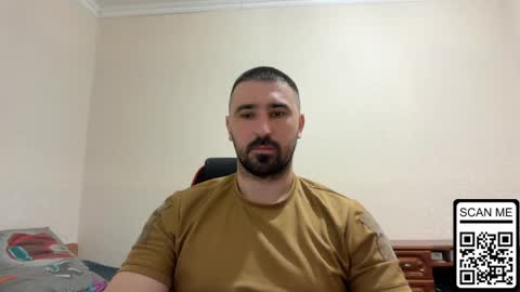 Snapshot of hard_to_obey chatting on 05-29-26, 09:51 Vadim online show from 05-29-26, 09:51