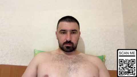Snapshot of hard_to_obey chatting on 06-02-26, 07:27 Vadim online show from 06-02-26, 07:27