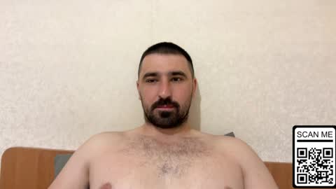 Snapshot of hard_to_obey chatting on 06-03-26, 08:03 Vadim online show from 06-03-26, 08:03