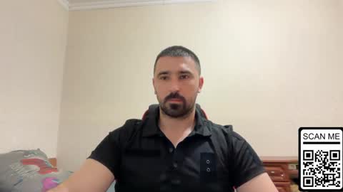 Snapshot of hard_to_obey chatting on 06-06-26, 11:37 Vadim online show from 06-06-26, 11:37