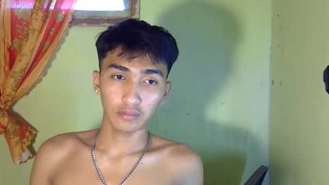 Snapshot of hardcockalex19 chatting on 10-26-25, 11:20 Alex and luna online show from 10-26-25, 11:20