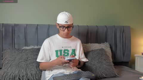 Kade and Demi online show from 01-07-26, 12:13