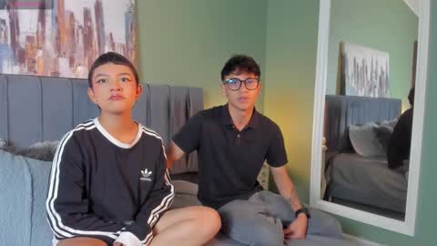 Kade and Demi online show from 01-08-26, 02:03