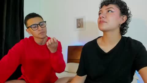 kade and demi independent models online show from 07-09-26, 12:15