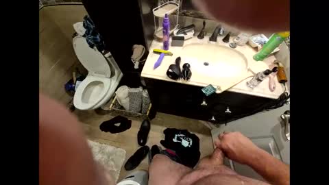 hardforu8675 online show from 04-26-26, 09:29