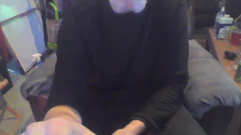 Snapshot of hardmiccccccc chatting on 03-02-25, 04:32 BABY online show from 03-02-25, 04:32