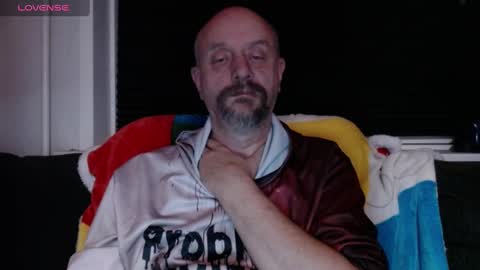Snapshot of hardmrlazy chatting on 12-14-24, 04:09 MrLazy online show from 12-14-24, 04:09