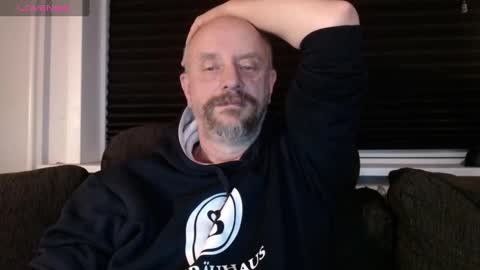 Snapshot of hardmrlazy chatting on 12-23-24, 10:01 MrLazy online show from 12-23-24, 10:01
