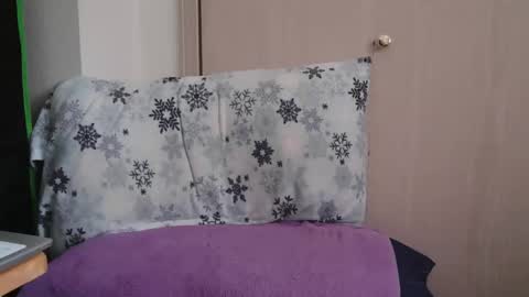 Snapshot of hardup57 chatting on 01-31-26, 11:25 hardup57 online show from 01-31-26, 11:25