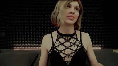 Miss Hardy online show from 02-27-26, 04:56