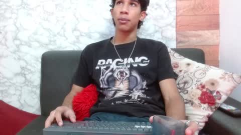 Snapshot of haresandpame_mds chatting on 01-23-25, 12:52 Hares online show from 01-23-25, 12:52