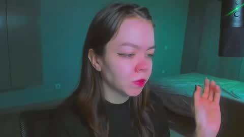 Snapshot of haribo_asmr chatting on 12-10-24, 11:54 Miss Hari online show from 12-10-24, 11:54