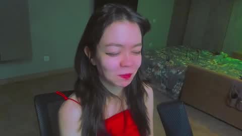 Snapshot of haribo_asmr chatting on 12-22-24, 11:33 Miss Hari online show from 12-22-24, 11:33