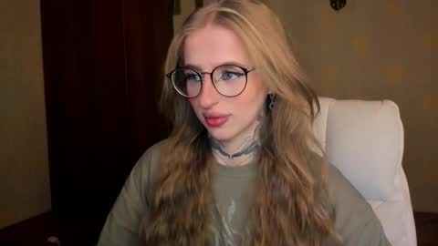 Julia online show from 11-24-25, 05:40