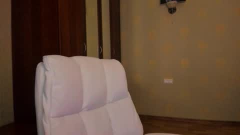 Julia online show from 02-07-26, 04:38