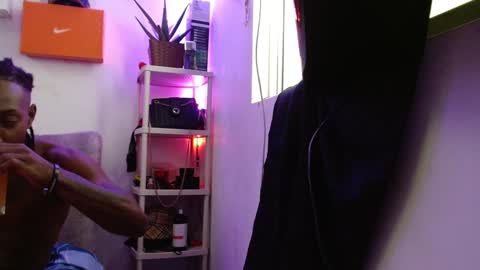 harley_quinnn111 online show from 12-23-24, 08:57