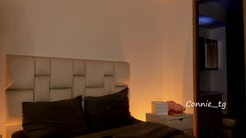 Snapshot of harley_sweett chatting on 01-29-25, 09:28 online show from 01-29-25, 09:28