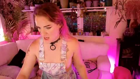 Snapshot of harleylockhart chatting on 07-13-26, 04:26 Harley Lockhart online show from 07-13-26, 04:26