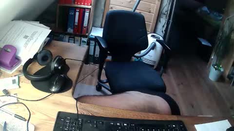 Snapshot of harleywerner chatting on 09-15-25, 05:29 harleywerner online show from 09-15-25, 05:29