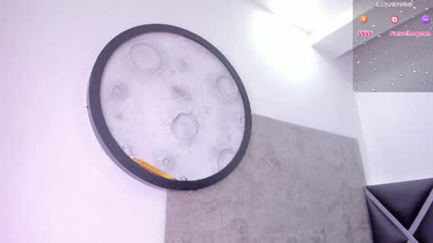 Snapshot of harmony_01 chatting on 05-27-26, 01:57 harmony_01 online show from 05-27-26, 01:57