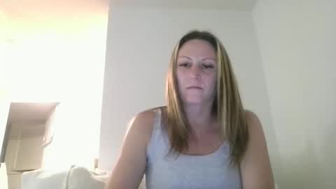 Snapshot of harmony_rose_xoxo chatting on 05-06-26, 07:08 Harmony online show from 05-06-26, 07:08