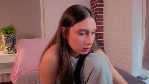 Josie online show from 10-15-25, 07:41