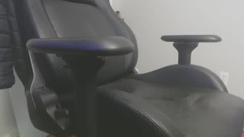 Snapshot of harp3736 chatting on 01-11-25, 02:52 Datswut Shesed online show from 01-11-25, 02:52