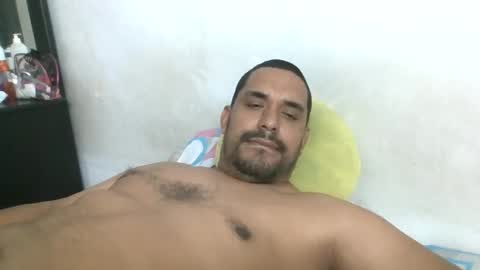 Snapshot of harpechediaz chatting on 09-29-25, 06:46 ricardo online show from 09-29-25, 06:46