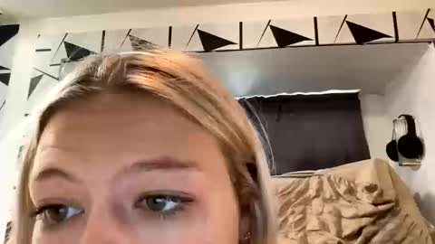 Snapshot of harper7381088 chatting on 10-10-25, 06:51 Harper online show from 10-10-25, 06:51